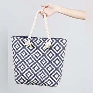 SUMMER & ROSE Navy blue and white tote beach bag Rope handle Diamond Geo pattern